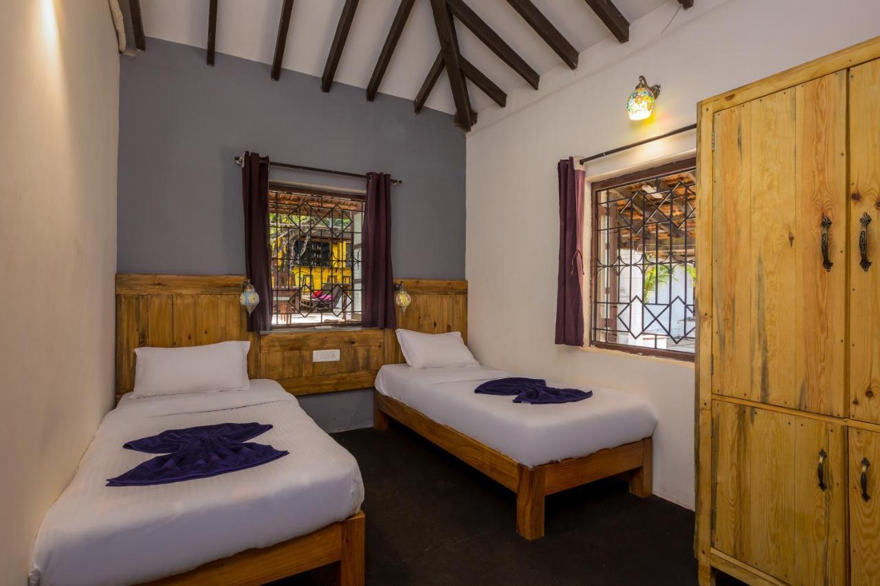 The Funky Monkey Hostel 안주나 외부 사진